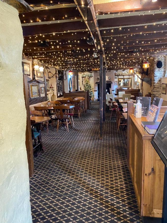 The Copley Arms Hotel Looe Eksteriør billede