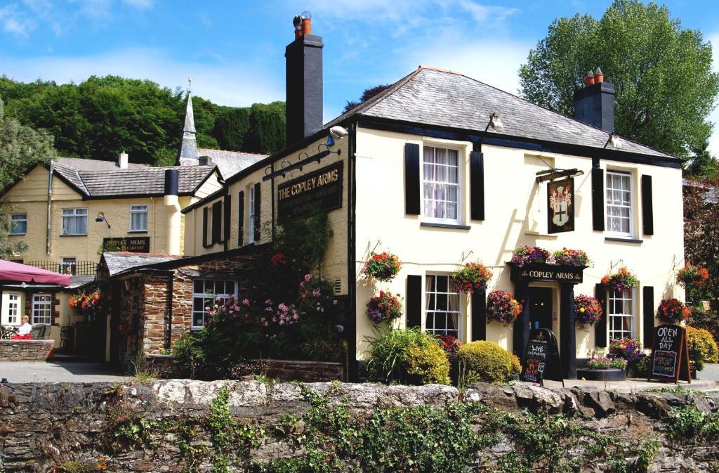 The Copley Arms Hotel Looe Eksteriør billede