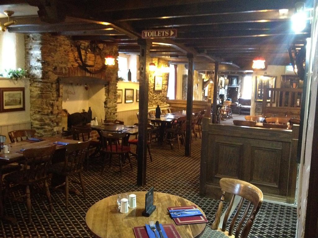 The Copley Arms Hotel Looe Eksteriør billede